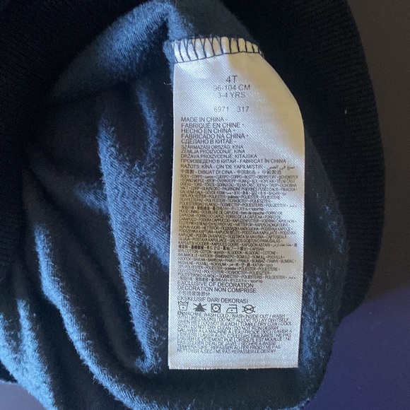 Converse zip up boys hoodie - very good worn condition- size 4T - Picture 6 of 6